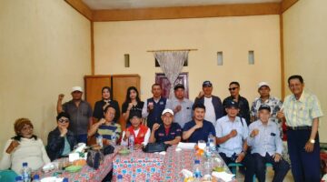 KEDATANGAN KETUA PW MIO SUMUT PAJAR TRIHATYA, SE, PD MIO KARO RESMI BENTUK PANITIA PELANTIKAN